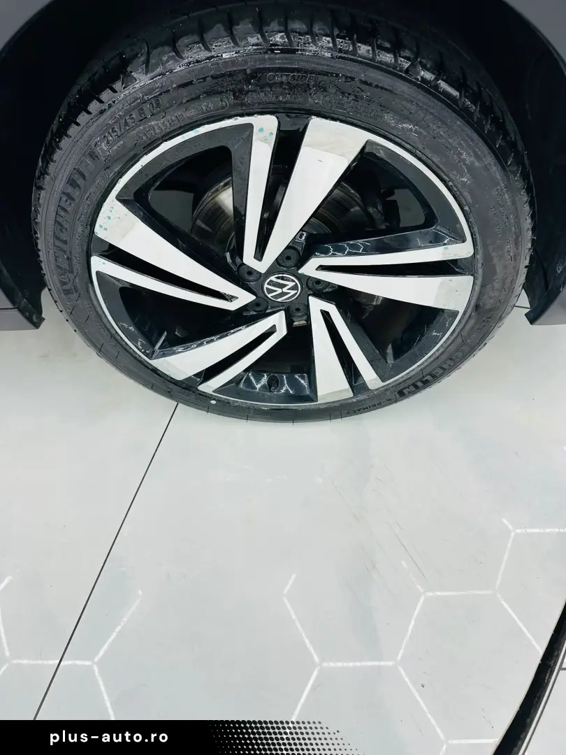 VOLKSWAGEN T-cross R-Line 2021 1.5i E6 Garantie 12 Luni Rate