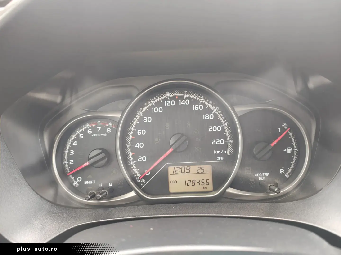 Toyota Yaris 1.0