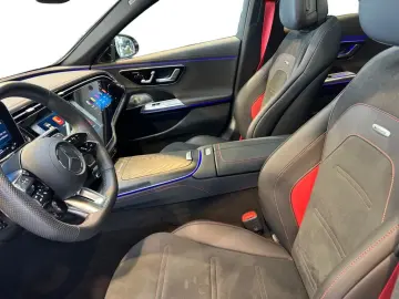 MERCEDES-BENZ AMG E 53 Hybrid 4matic  AMG MBUX Superscreen