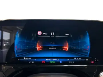 MERCEDES-BENZ AMG E 53 Hybrid 4matic  AMG MBUX Superscreen