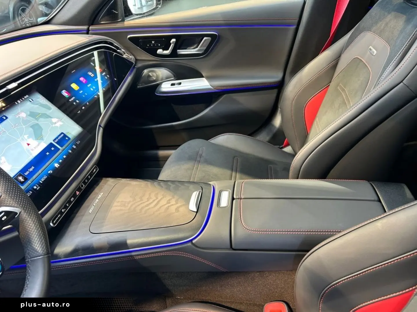 MERCEDES-BENZ AMG E 53 Hybrid 4matic  AMG MBUX Superscreen