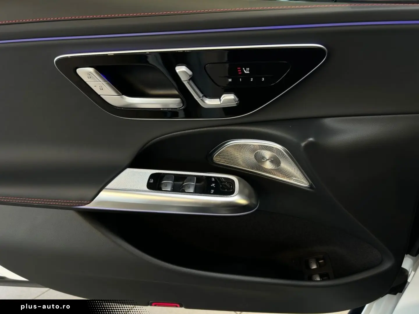 MERCEDES-BENZ AMG E 53 Hybrid 4matic  AMG MBUX Superscreen