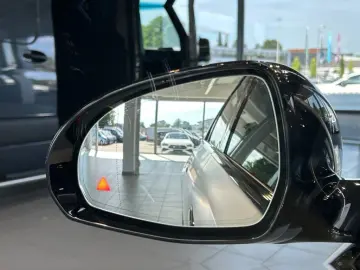 MERCEDES-BENZ AMG E 53 Hybrid 4matic  AMG MBUX Superscreen
