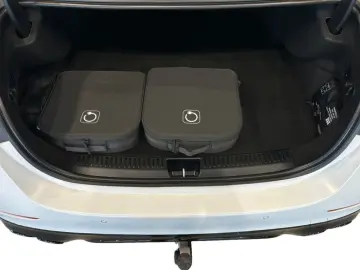 MERCEDES-BENZ AMG E 53 Hybrid 4matic  AMG MBUX Superscreen
