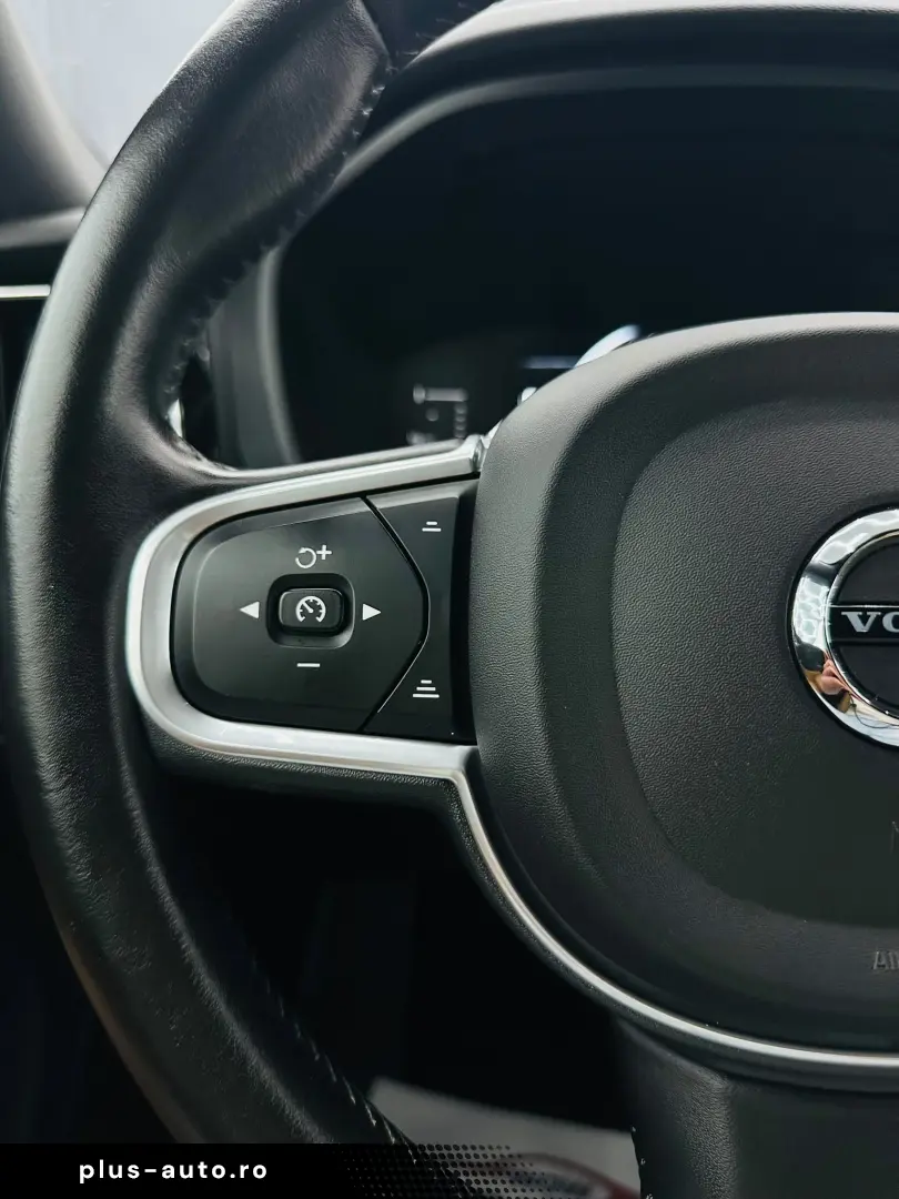 VOLVO XC60 2018 2.0D E6 4x4 Garantie 12 Luni Rate Avans 0 Do
