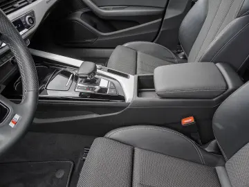Audi A4 AvantS line 40 TDI quattro