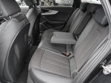 Audi A4 AvantS line 40 TDI quattro
