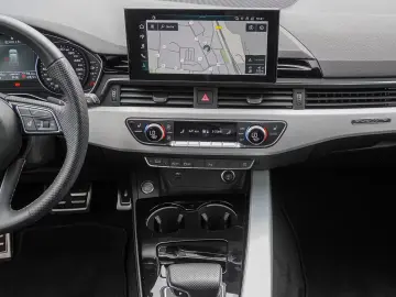 Audi A4 AvantS line 40 TDI quattro