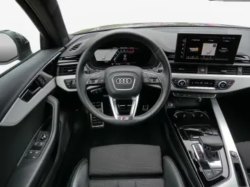 Audi A4 Avant 40 TFSI S-Line S tronic  Matrix