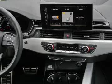 Audi A4 Avant 40 TFSI S-Line S tronic  Matrix