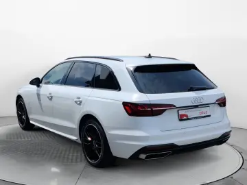 Audi A4 Avant 40 TFSI S-Tronic advanced