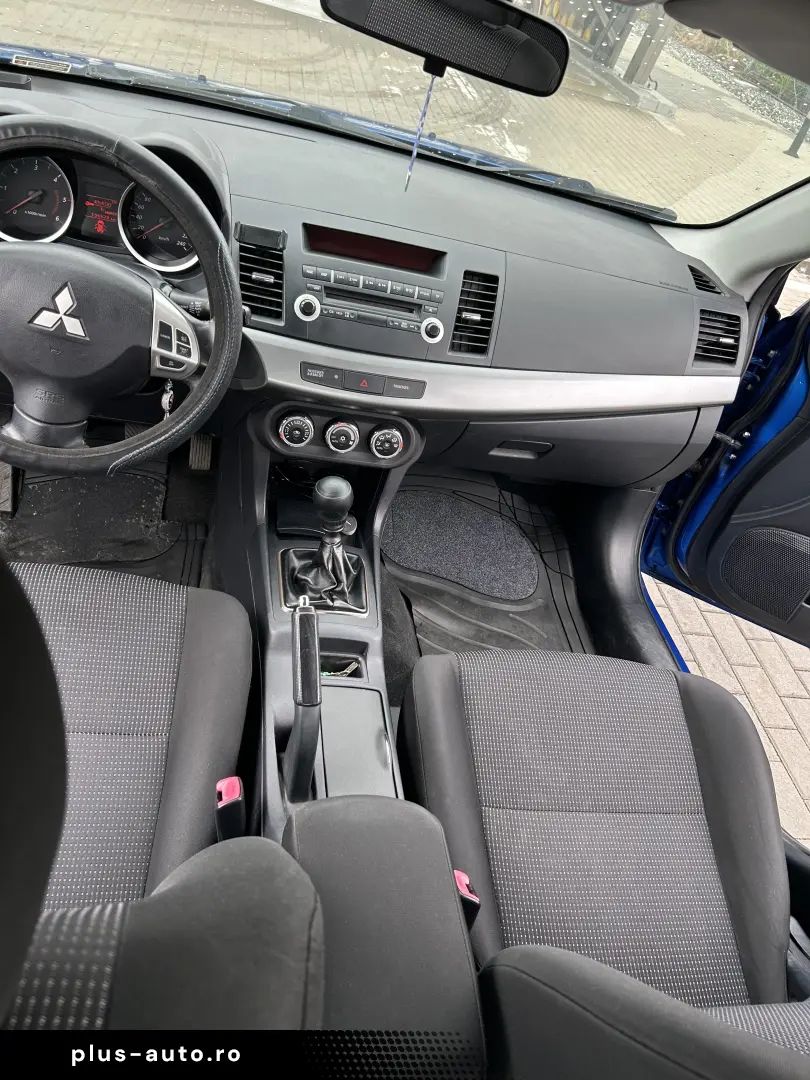 Mitsubishi Lancer