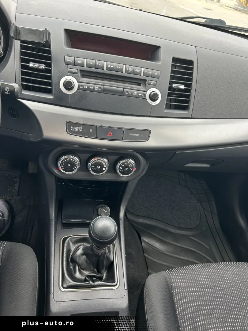 Mitsubishi Lancer
