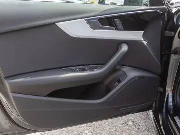 Audi A4 Avant S line 40TFSI qu Stronic Navi Matrix