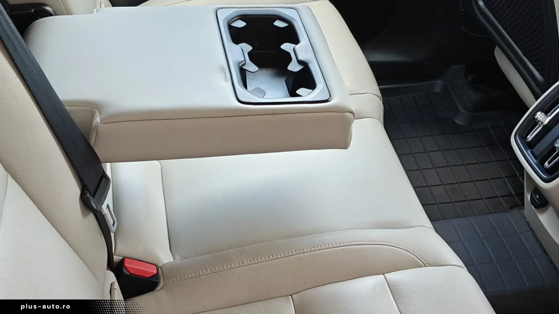 Volvo XC 40 B4 AT8 AWD Mild Hybrid Inscription