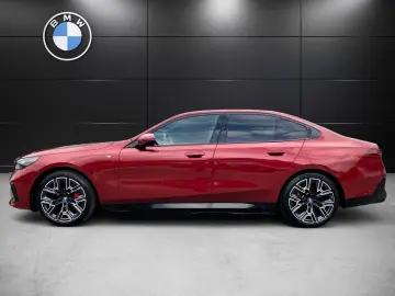 BMW 550e xDrive M Sport Pro Iconic Pano