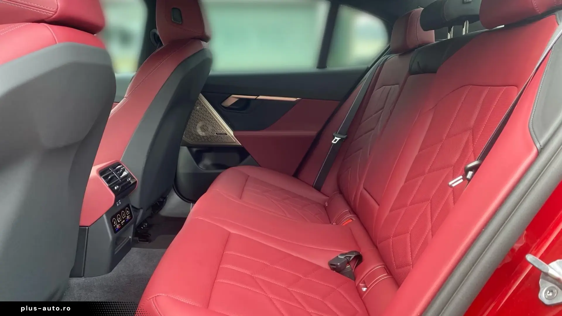 BMW 550e xDrive M Sport Pro Iconic Pano