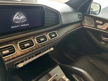 Mercedes-Benz GLS 600 Maybach NIGHT SERIES