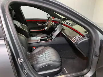 MERCEDES-BENZ S 63 E Performance L  KERAMIK TV PANO MASSAGE