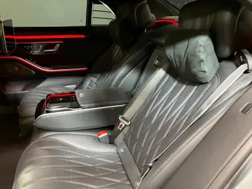 MERCEDES-BENZ S 63 E Performance L  KERAMIK TV PANO MASSAGE