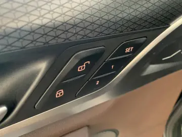 BMW X3 M40i LASER DRIV-PROF 20Z HUD PANO 360  MEMORY