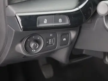 MG MG3 1.5 Comfort LED Navi Kamera