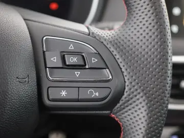 MG HS 1.5 T-GDI Luxury Aut. LED ACC Navi 360  Pano