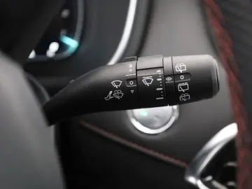 MG HS 1.5 T-GDI Luxury Aut. LED ACC Navi 360  Pano