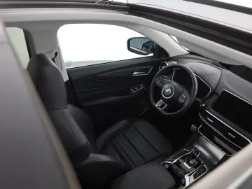 MG HS 1.5 T-GDI Luxury Aut. LED ACC Navi 360  Pano