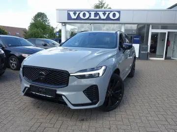 VOLVO XC60 Black Edition Plus T8 AWD AHK Pano HeadUP