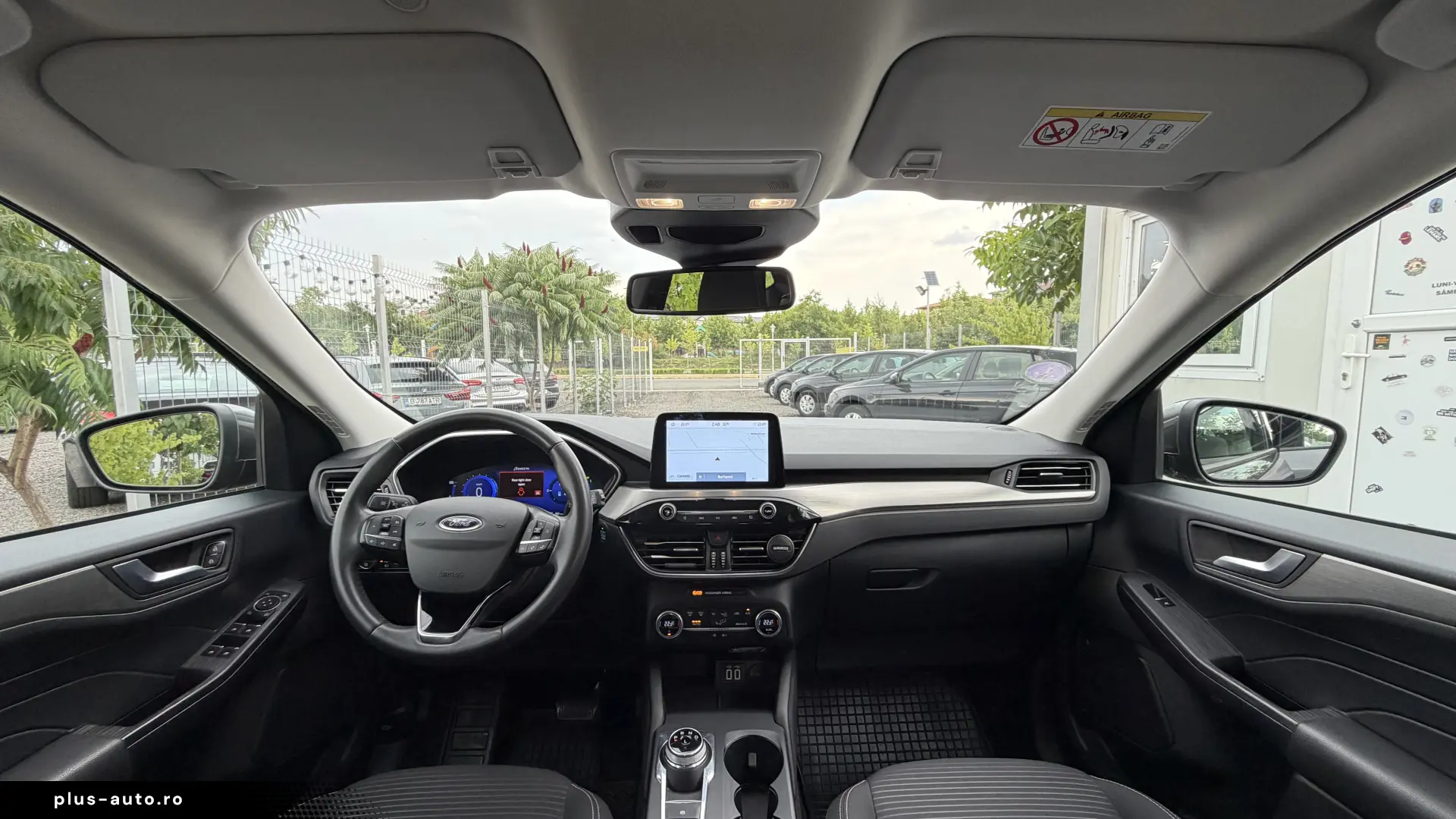 FORD KUGA 4X4 2.5 HYBRID 190 CP