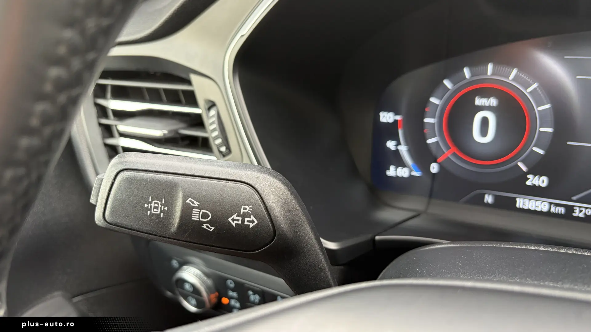 FORD KUGA 4X4 2.5 HYBRID 190 CP
