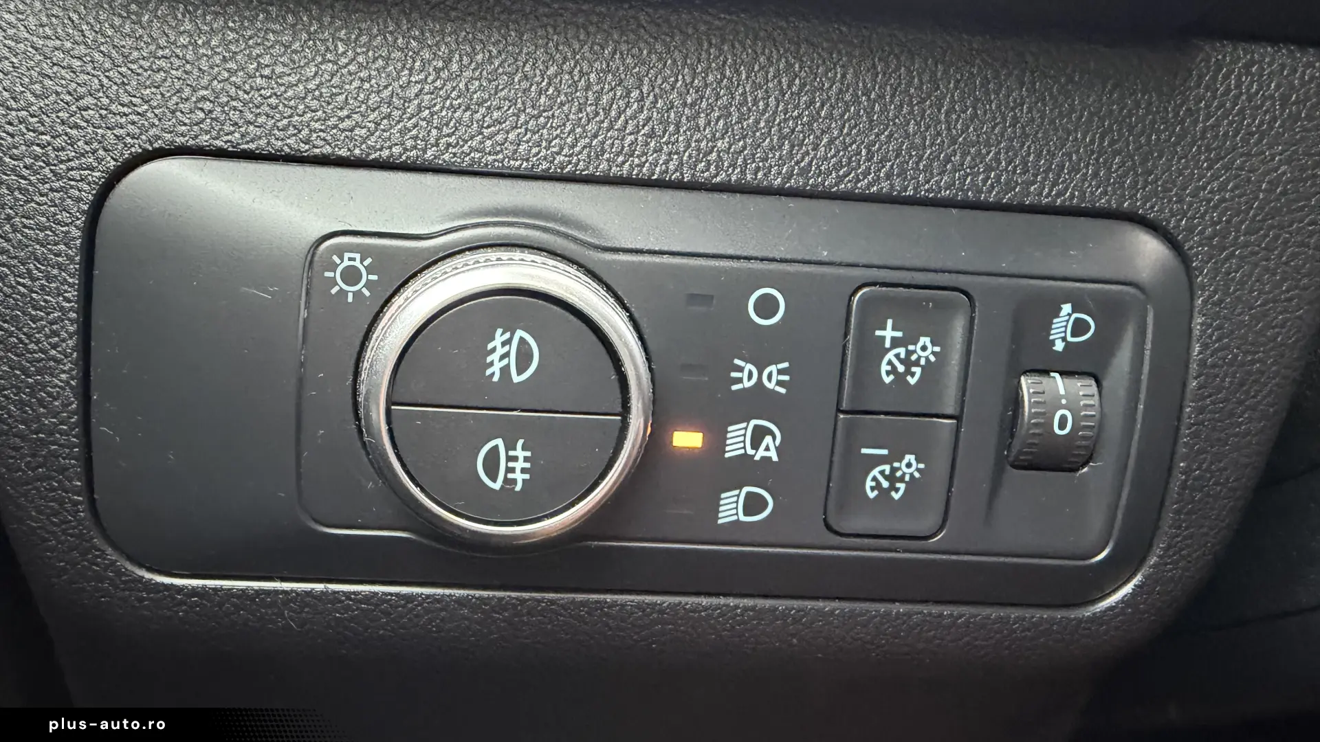FORD KUGA 4X4 2.5 HYBRID 190 CP