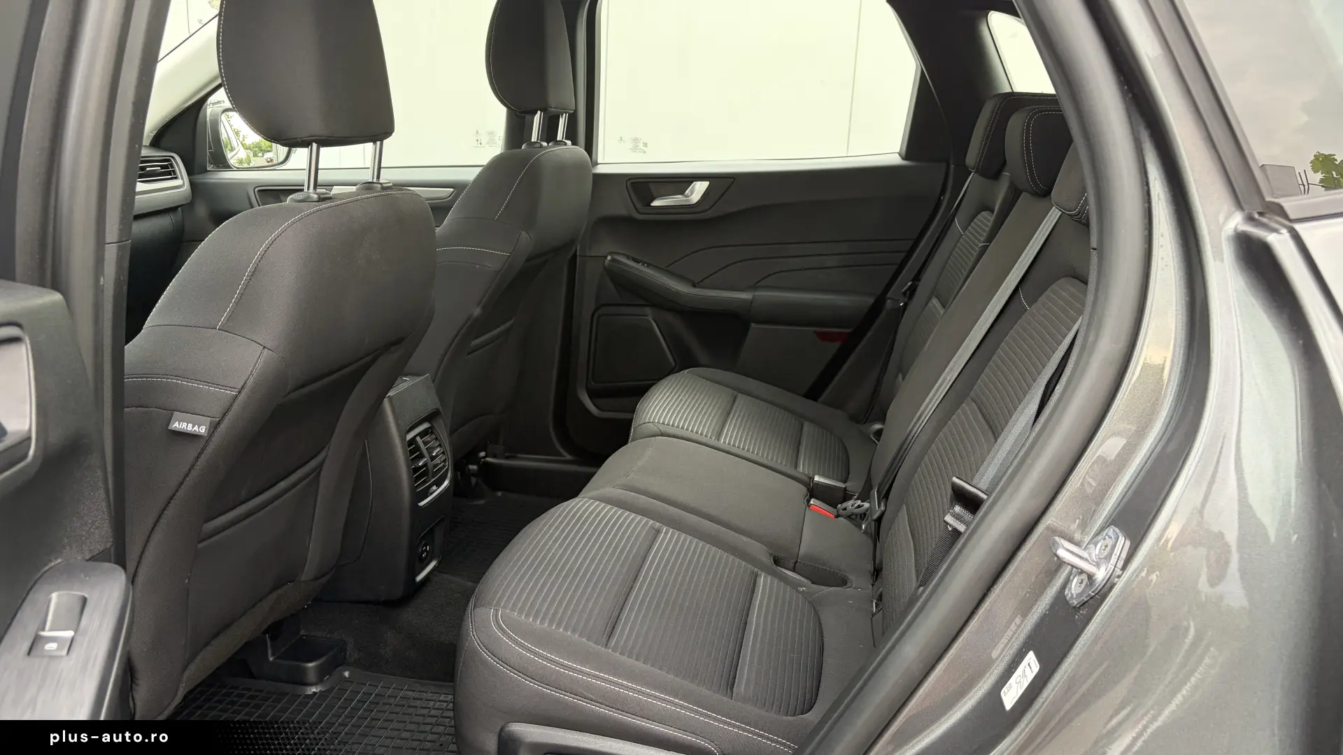 FORD KUGA 4X4 2.5 HYBRID 190 CP