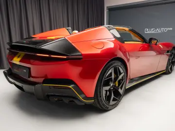 2026 FERRARI 12CILINDRI SPIDER LIFT CARBON PASSAGER DISPLAY