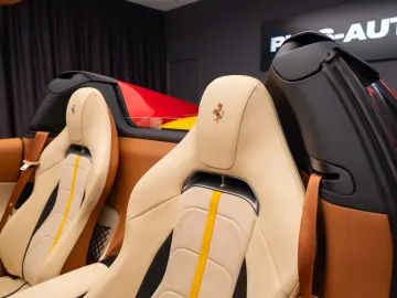 2026 FERRARI 12CILINDRI SPIDER LIFT CARBON PASSAGER DISPLAY