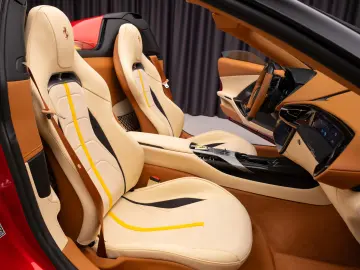 2026 FERRARI 12CILINDRI SPIDER LIFT CARBON PASSAGER DISPLAY
