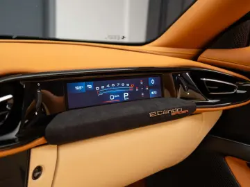 2026 FERRARI 12CILINDRI SPIDER LIFT CARBON PASSAGER DISPLAY