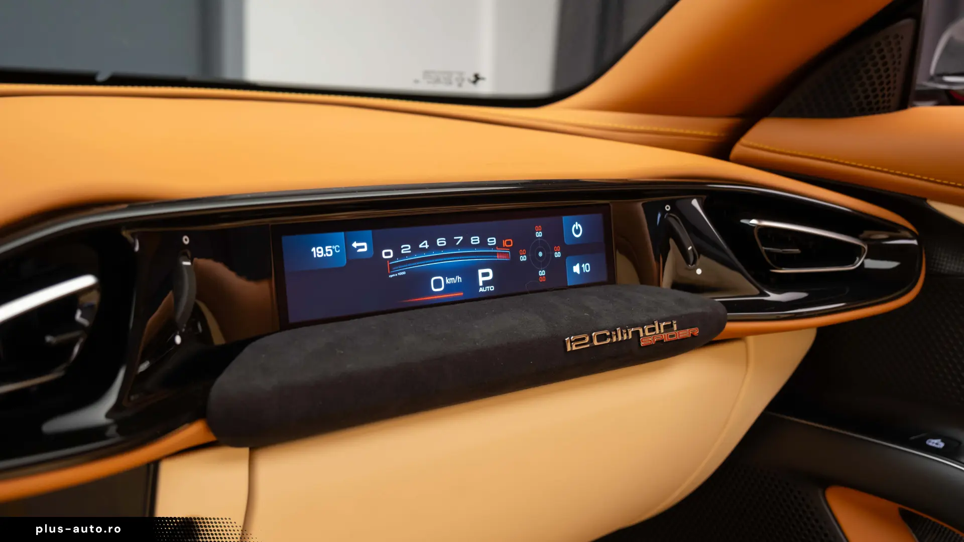 2026 FERRARI 12CILINDRI SPIDER LIFT CARBON PASSAGER DISPLAY