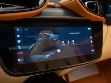 2026 FERRARI 12CILINDRI SPIDER LIFT CARBON PASSAGER DISPLAY