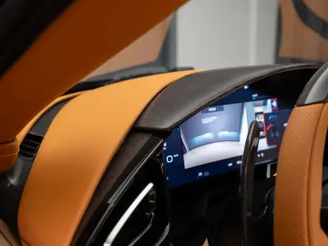 2026 FERRARI 12CILINDRI SPIDER LIFT CARBON PASSAGER DISPLAY