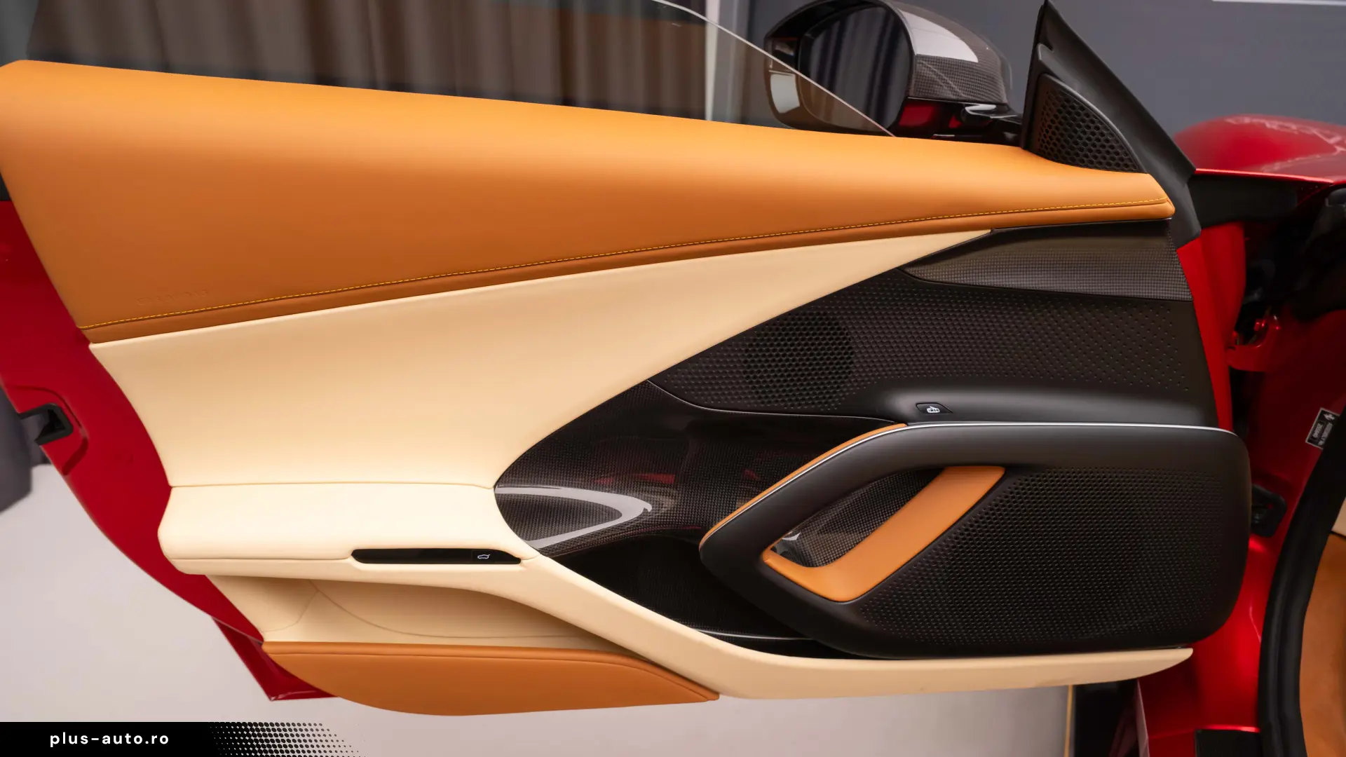 2026 FERRARI 12CILINDRI SPIDER LIFT CARBON PASSAGER DISPLAY