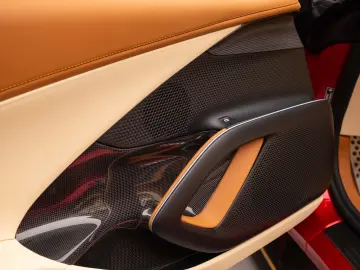 2026 FERRARI 12CILINDRI SPIDER LIFT CARBON PASSAGER DISPLAY