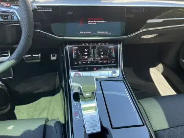 Audi S8 TFSI