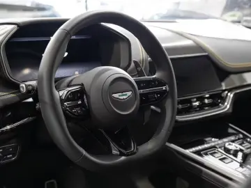 Aston Martin DBX 707 AMR Aston Martin Hamburg