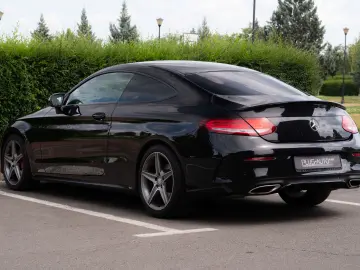 Mercedes-Benz C 200_Coupe_Pops&Bangs