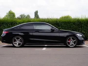 Mercedes-Benz C 200_Coupe_Pops&Bangs