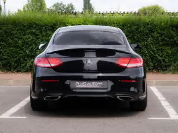 Mercedes-Benz C 200_Coupe_Pops&Bangs