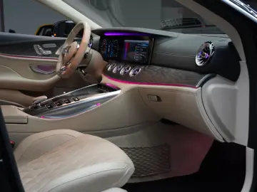 MERCEDES-BENZ AMG GT 53 4Matic