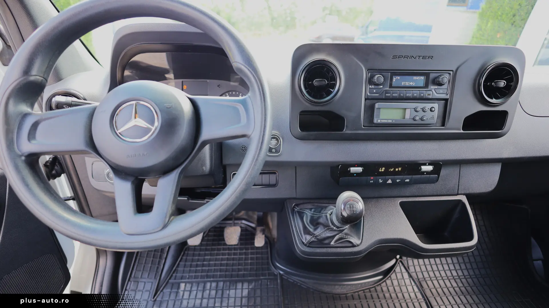 Mercedes-Benz Sprinter L1H2 2.2D 143 CP